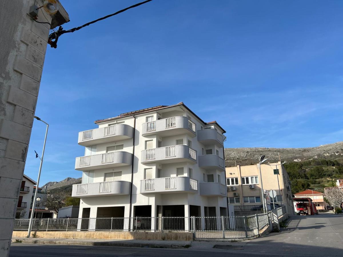 Apartments Lucia Podstrana Kültér fotó