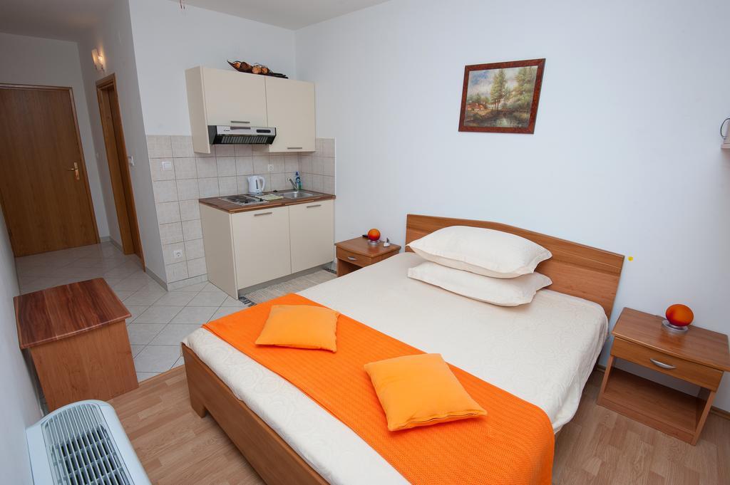 Apartments Lucia Podstrana Kültér fotó